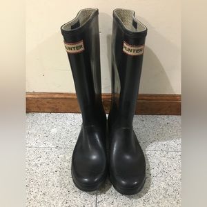 Hunter Black Women’s Boots Size 8